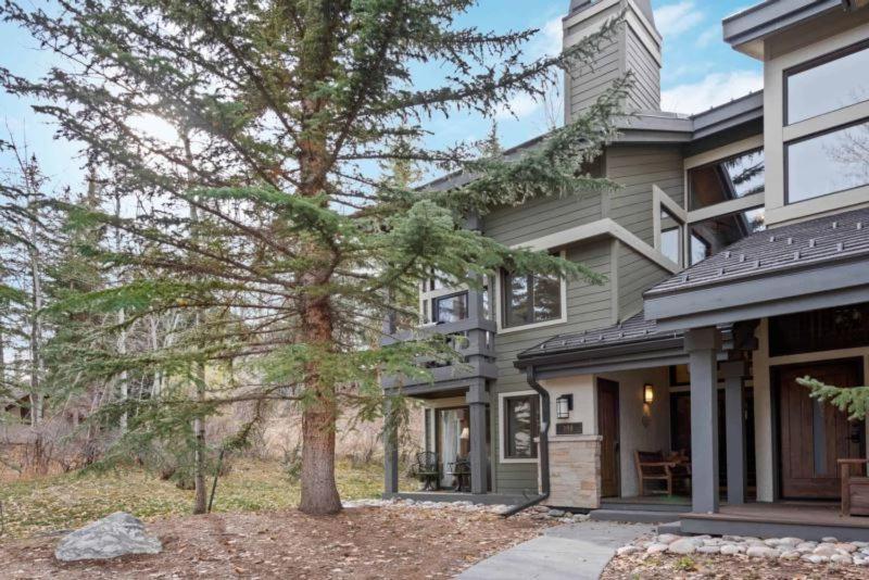 Ridgepoint Townhome 198 By East West Hospitality ビーバークリーク エクステリア 写真