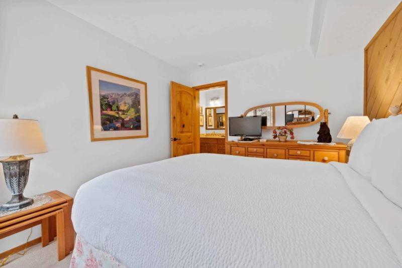 Ridgepoint Townhome 198 By East West Hospitality ビーバークリーク エクステリア 写真